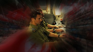 انقلاب تونس.. هل لعبت الجزائر دورا في إحباطه؟