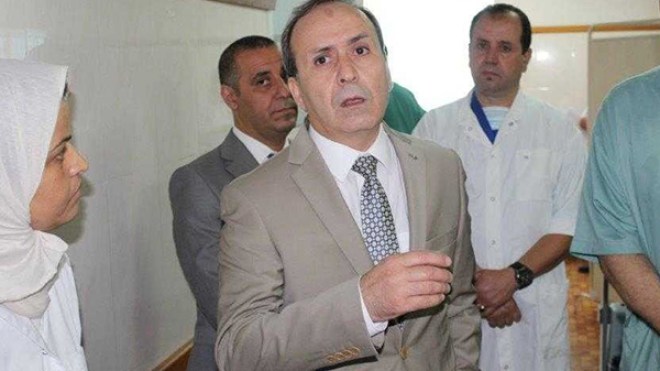 حامل مفصولة من العمل بالعاصمة تناشد وزير الصحة تسوية وضعيتها