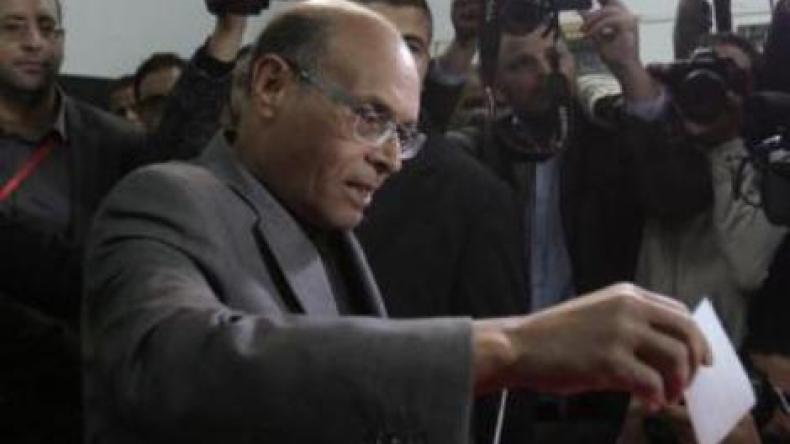 بدء التصويت في جولة الإعادة من الانتخابات الرئاسية التونسية
