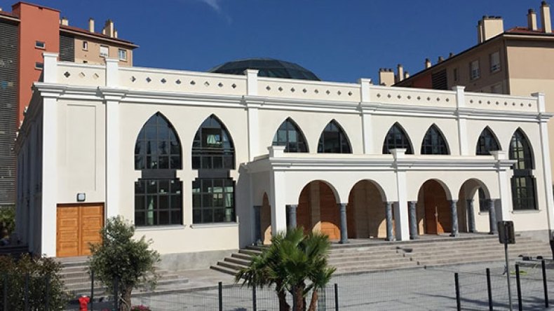 البترول “يطيح” بمشروع مسجد قطب لكل ولاية
