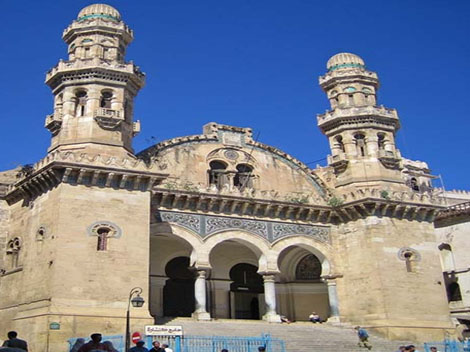 La mosquée Ketchaoua ouverte aux fidèles dans 12 mois