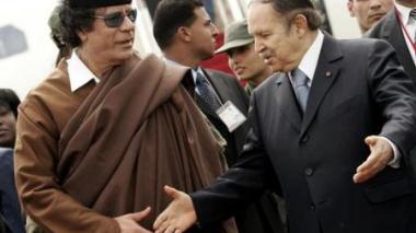 Le président Bouteflika réitère son attachement au renforcement des relations de bon voisinage entre l’Algérie et la Libye