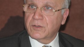 مدلسي: الأولوية للحل السياسي المبني على الحوار لإنهاء الأزمة في مالي