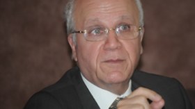 مدلسي : الجزائر  لا  تساند  الأنظمة  على  حساب  الشعوب