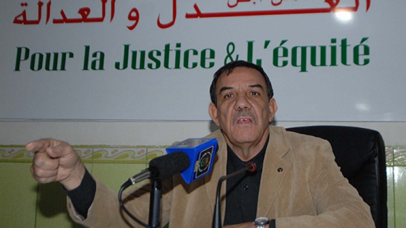 تغييب ملف “الذاكرة” بسبب الأجندة الاقتصادية لباريس وسياسة السلطة