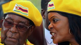 عزل موغابي من زعامة الحزب الحاكم في زيمبابوي