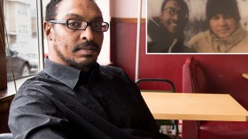 احتجاز نجل أسطورة الملاكمة محمد علي في أمريكا