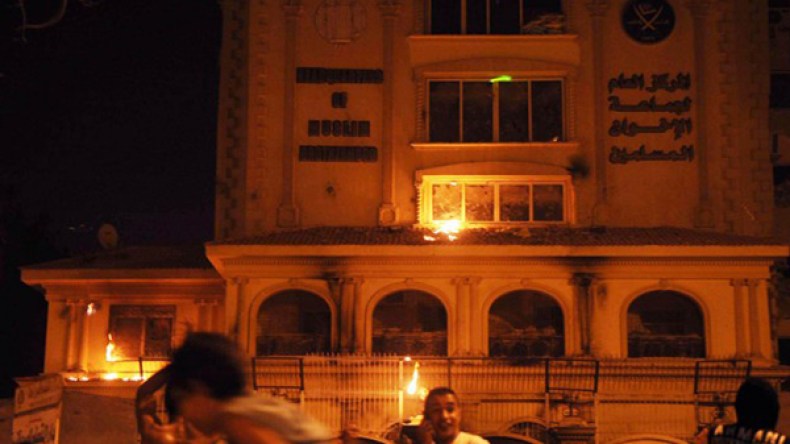 مصر: اعتقال قياديين اثنين من جماعة الإخوان المسلمين