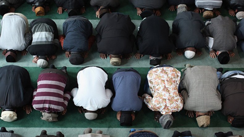 الصلاة تقلل آلام الظهر