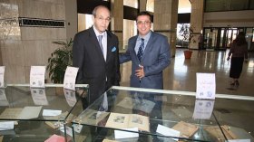 وزير التربية الأسبق مصطفى بن عمر يُهدي المكتبة الوطنية 90 مخطوطا نادرا