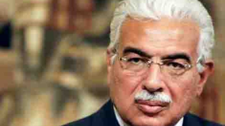 القضاء المصري يحاكم نظيف والعادلي وفهمي