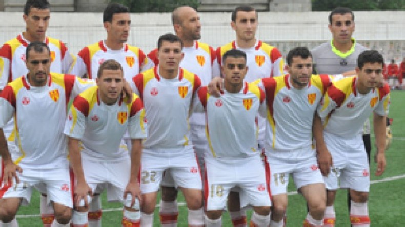 النصرية‮ ‬تقترب‭ ‬من‭ ‬الرائد‭ ‬وتعمق‭ ‬الفارق‭ ‬عن‭ ‬الملاحقين‭ ‬