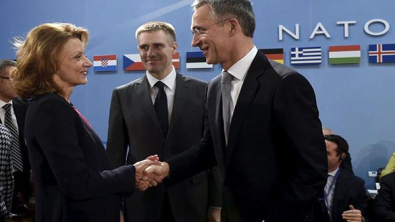 “الناتو” يدعو الجبل الأسود للانضمام إلى الحلف