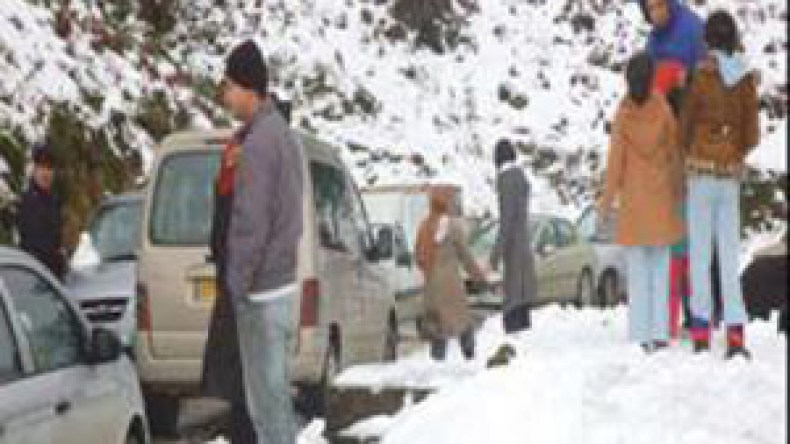 أمطار‭ ‬معتبرة‭ ‬تتبعها‭ ‬ثلوج‭ ‬على‭ ‬مرتفعات‭ ‬900‭ ‬متر‭ ‬