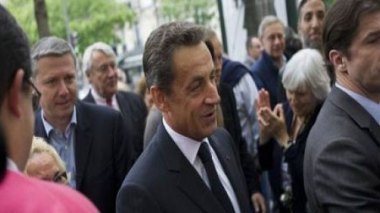 Affaire Bettencourt: Sarkozy remet son agenda au juge pour se “défendre”
