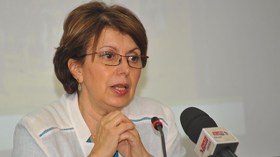 الوزيرة لعبيدي أرسلت غرباء لتهديد حنون في بيتها!