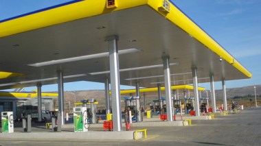 4250 milliards dissipés dans la réalisation de 17 stations-service sur  l'autoroute Est-Ouest