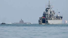 بيونغ يانغ تهدد بشن حرب خاطفة لتحرير كوريا الجنوبية