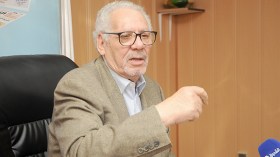 مستعد لمناظرة بتشين تلفزيونيا إن كان شجاعا!