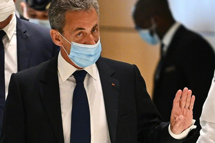 Nicolas Sarkozy ne sera pas mis derrière les barreaux!
