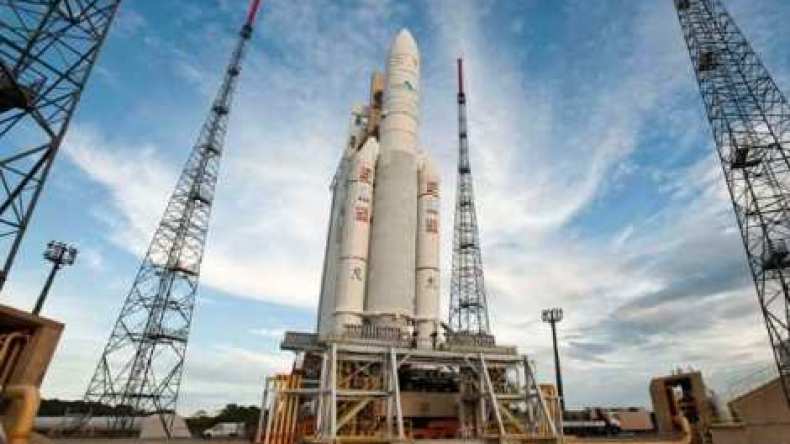 هجوم بالقذائف على مركز الأقمار الصناعية بالقاهرة