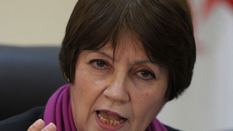 “الكناباست” لا تحترم القوانين وأناشدكم العودة إلى التدريس