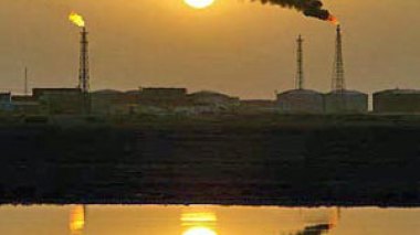 New hope for Iraqi oil as major companies return/Exxon Mobil, Shell, Total and BP return to Iraq