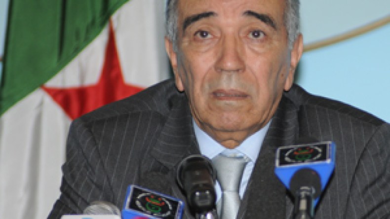 ولد‮ ‬قابليـــــة‮: ‬لديـــــنا‮ 24 ‬طلب‮ ‬تأسيــــس‮ ‬أحــــزاب‮ ‬ولا‮ ‬اعتمـــاد‮ ‬قبــــل‮ ‬تعديــــل‮ ‬القـــــانــــون