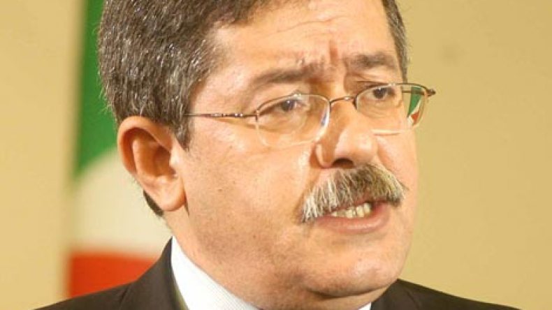 أويحيى: “الأرندي ولد وسط النار ولم يأت لتقسيم الغنائم”