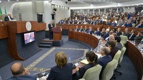 نواب يطالبون بلجنة لمراقبة طبع الدينار