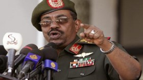 البشير يأمر بوقف ضخ النفط من جنوب السودان