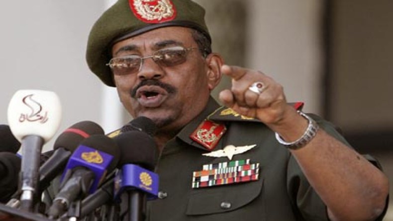 البشير يأمر بوقف ضخ النفط من جنوب السودان