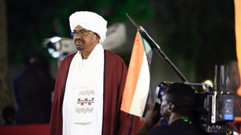 أمريكا سترفع بعض العقوبات المالية عن السودان