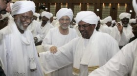 البشير يدعو للحوار وإلى نهضة سياسية واقتصادية في السودان