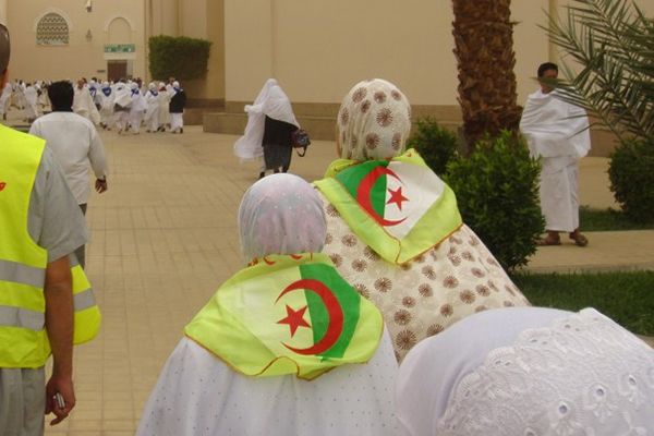 50.000 Algerians Perform Umrah In Ramadan