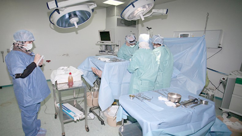 العيادات الخاصة خطر على مجانية زرع الكلى.. وبيع الأعضاء ممنوع