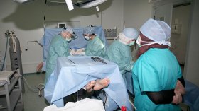 إجراء أول عملية زرع جزء من الكبد تبرعت به شقيقة لشقيقها بباتنة