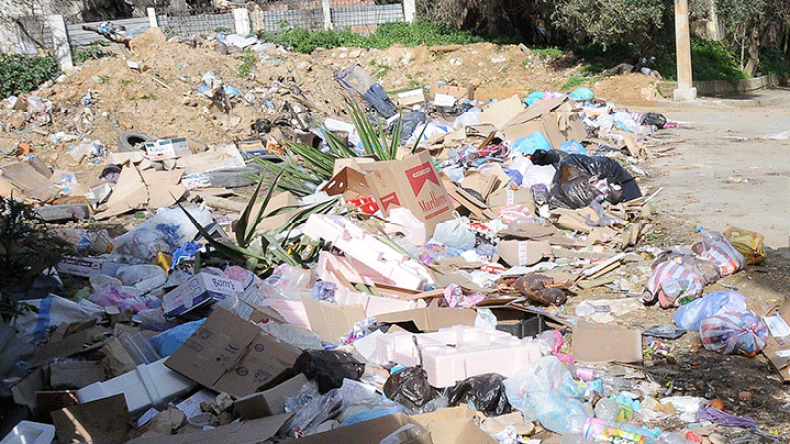 مسؤولون محلّيون داسوا على قوانين النظافة