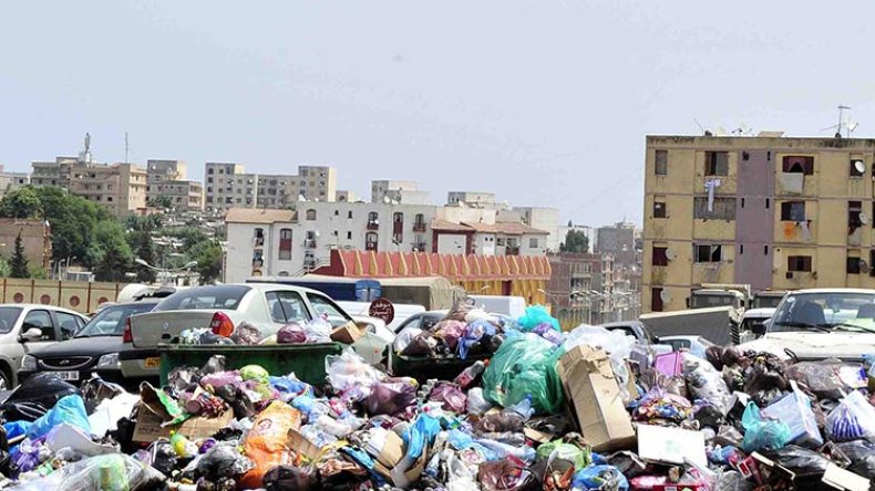 الحكومة تقود ثورة على القمامة