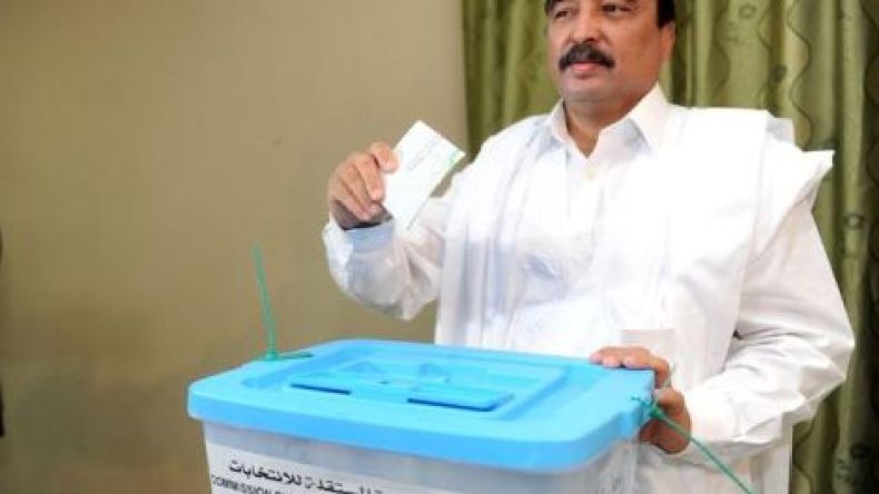 موريتانيا: ولد عبد العزيز يفوز بولاية رئاسية جديدة
