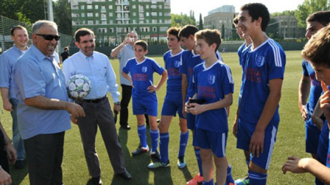 دينامو تبليسي يحتفل برمضان بزيارة جزائرية