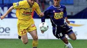 الجزائري رفيق صايفي يمنح الفوز لفريق لوريون ويشرع في التربص مع الخضر