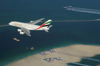 Un avion d'entraînement italien s'abîme au large de Dubaï