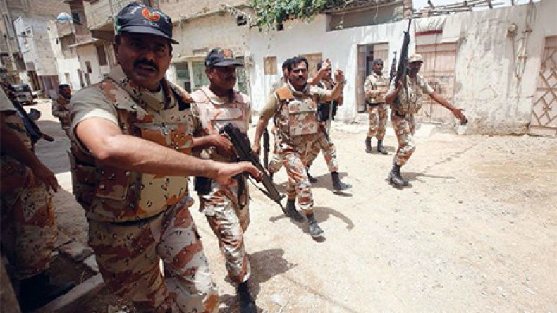 مقتل 5 جنود أمريكيين في أفغانستان بنيران طائرة لـ”الناتو”