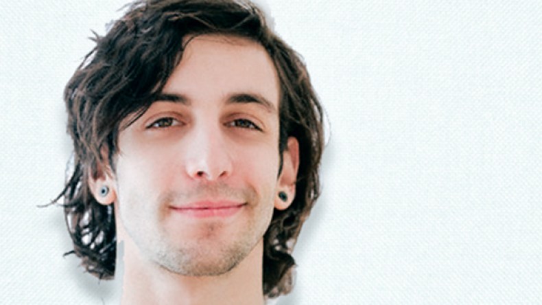 ظاهرة “البرسينغ” عند الشباب الجزائري..أوعندما تصبح ثقوب الجسم موضة !!