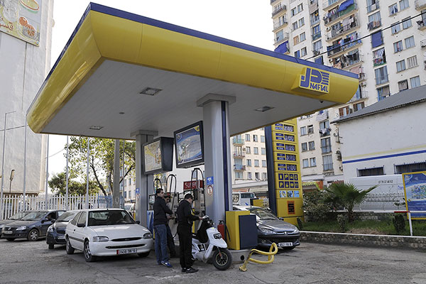 Algeria: Government Foresees Further Increases In Fuel Prices And Water Bills