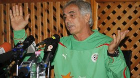 مدربون وتقنيون: مخاوف خاليلوزيتش من إصابات اللاعبين غير مقنعة