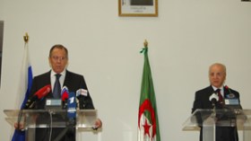 الجزائر تدعو إلى وقف فوري للعمليات العسكرية في ليبيا