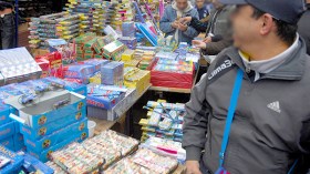 10 بارونات “يهاجمون” الجزائر بـ 80 مليون مفرقعة