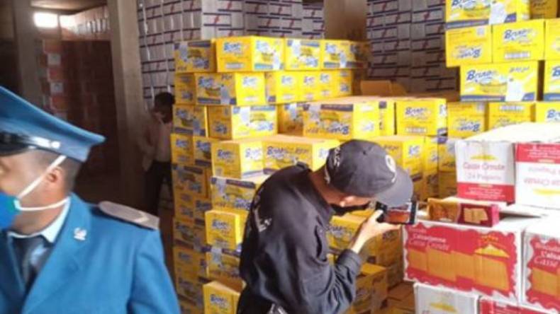 حجز مئات القناطير من المواد الاستهلاكية بالأغواط